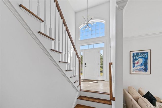 103 Teakettle Spout Road, Mahopac, NY 10541