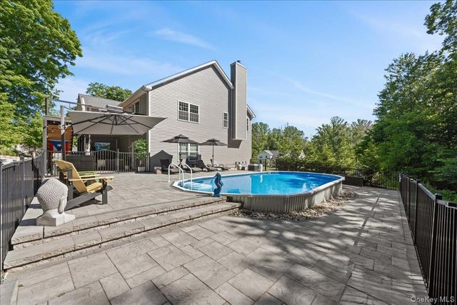 103 Teakettle Spout Road, Mahopac, NY 10541