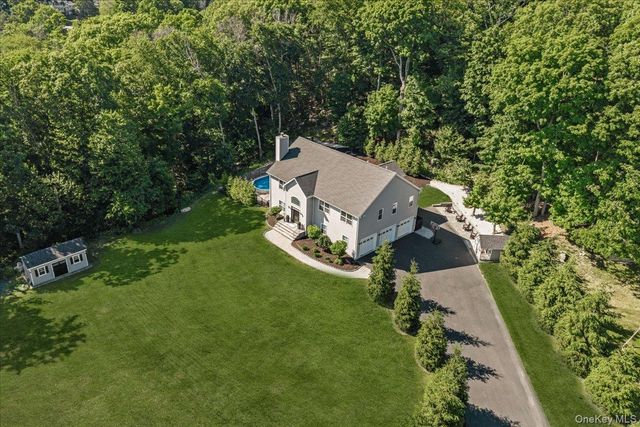 103 Teakettle Spout Road, Mahopac, NY 10541