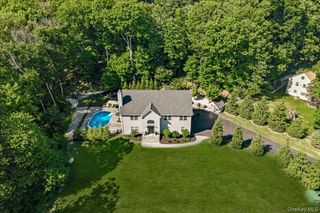 103 Teakettle Spout Road, Mahopac, NY 10541