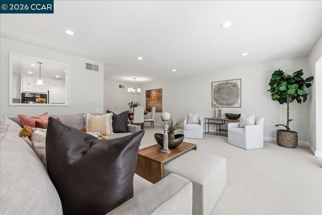 1224 Canyonwood Ct 2, Walnut Creek, CA 94595