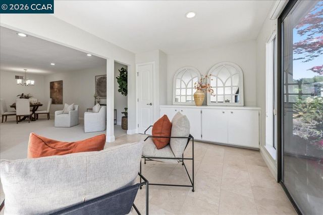 1224 Canyonwood Ct 2, Walnut Creek, CA 94595