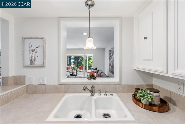 1224 Canyonwood Ct 2, Walnut Creek, CA 94595