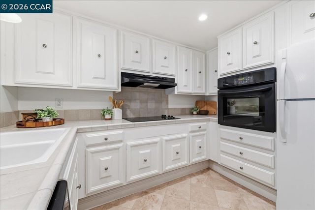 1224 Canyonwood Ct 2, Walnut Creek, CA 94595