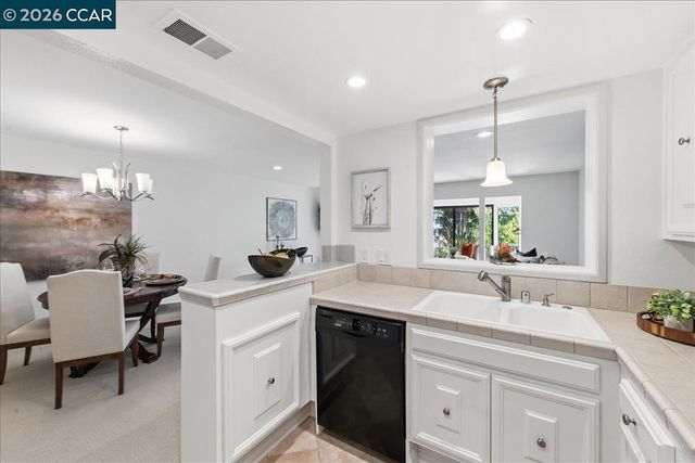 1224 Canyonwood Ct 2, Walnut Creek, CA 94595