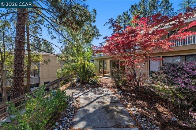 1224 Canyonwood Ct 2, Walnut Creek, CA 94595