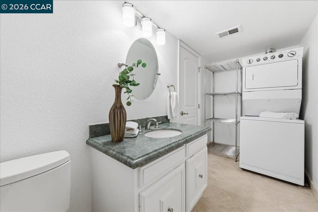 1224 Canyonwood Ct 2, Walnut Creek, CA 94595