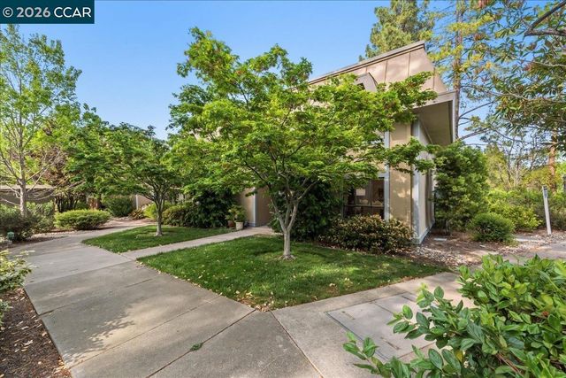 1224 Canyonwood Ct 2, Walnut Creek, CA 94595