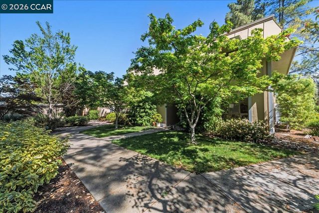 1224 Canyonwood Ct 2, Walnut Creek, CA 94595
