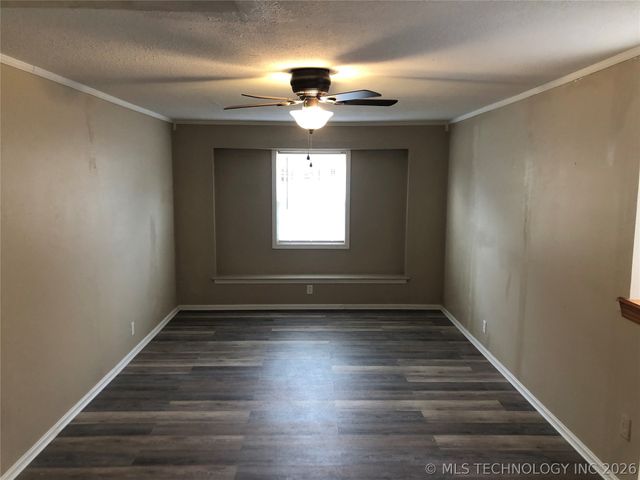 817 S Hickory Street, Sapulpa, OK 74066