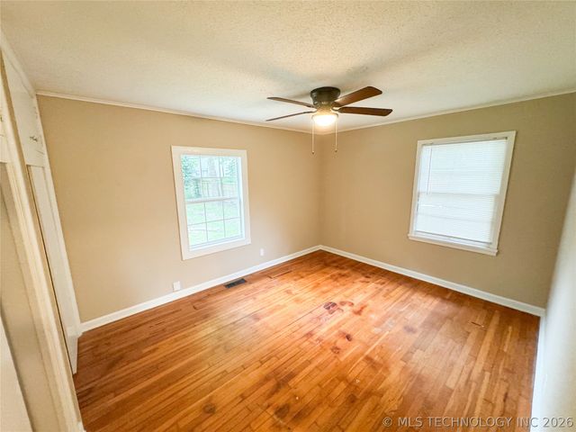 817 S Hickory Street, Sapulpa, OK 74066