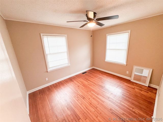 817 S Hickory Street, Sapulpa, OK 74066