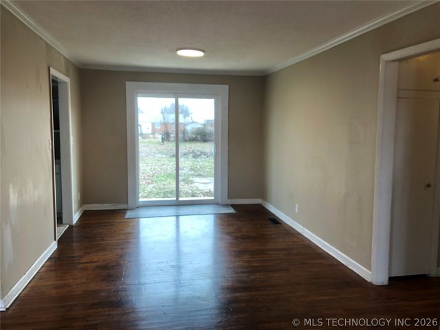 817 S Hickory Street, Sapulpa, OK 74066