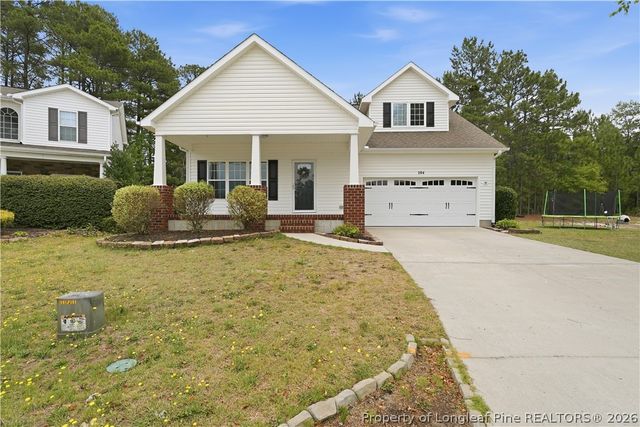 104 Lightwater Court, Aberdeen, NC 28315