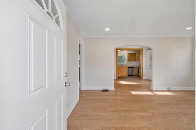 1607 Litton Ave, Nashville, TN 37216