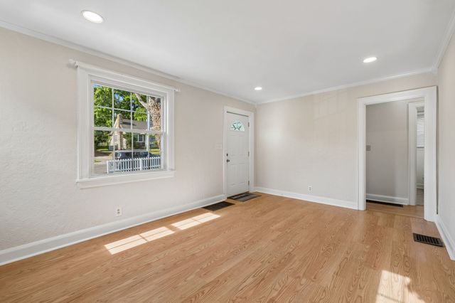 1607 Litton Ave, Nashville, TN 37216
