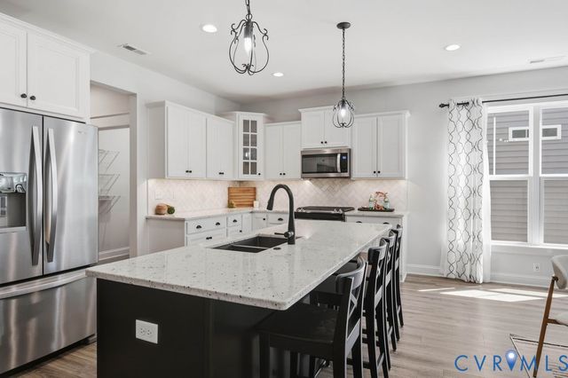 15731 Fishers Green Dr, Chesterfield, VA 23832