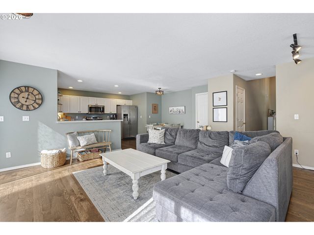 10584 Sw COLEMAN Loop, Wilsonville, OR 97070