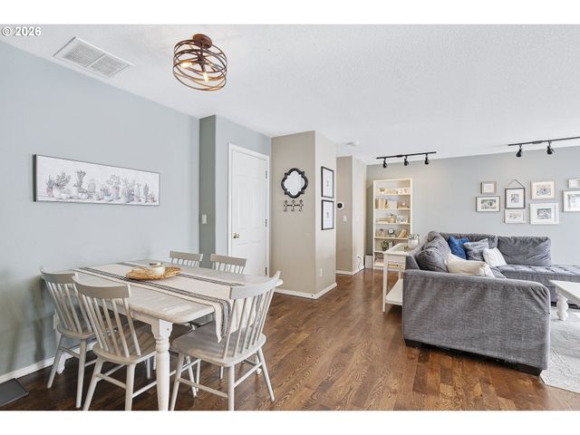10584 Sw COLEMAN Loop, Wilsonville, OR 97070