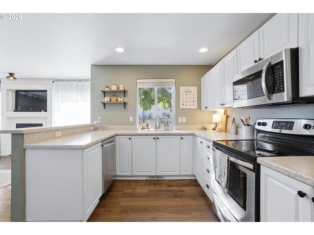 10584 Sw COLEMAN Loop, Wilsonville, OR 97070