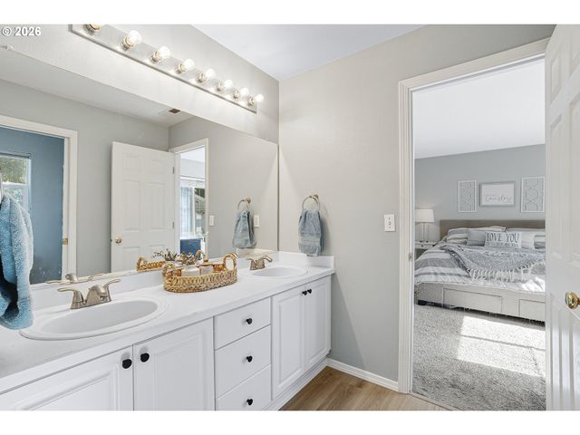 10584 Sw COLEMAN Loop, Wilsonville, OR 97070