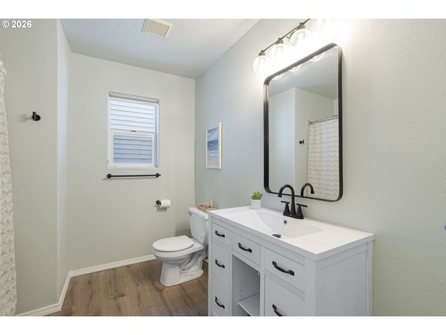 10584 Sw COLEMAN Loop, Wilsonville, OR 97070