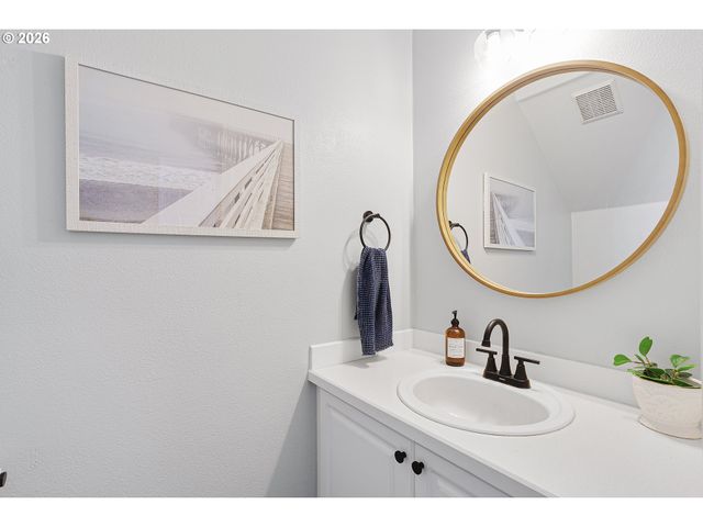 10584 Sw COLEMAN Loop, Wilsonville, OR 97070