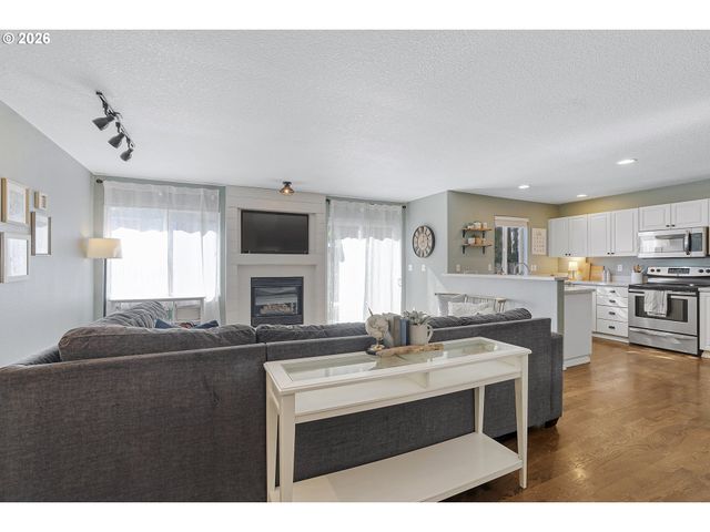 10584 Sw COLEMAN Loop, Wilsonville, OR 97070