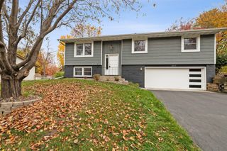 13117 Upton Avenue S, Burnsville, MN 55337