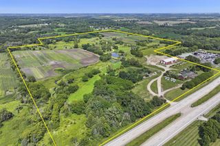 21010 75TH STREET, Bristol, WI 53104
