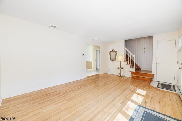 225 Linden Rd, Wayne Twp., NJ 07470