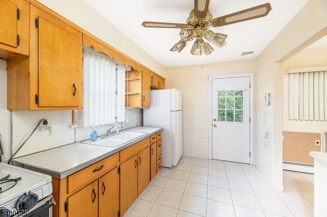 225 Linden Rd, Wayne Twp., NJ 07470