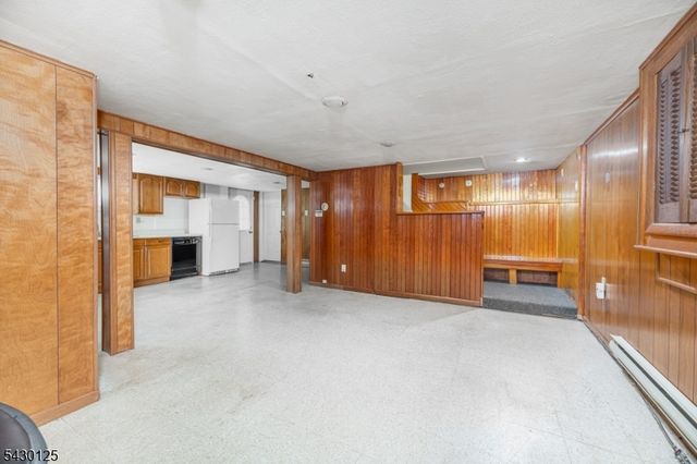 225 Linden Rd, Wayne Twp., NJ 07470