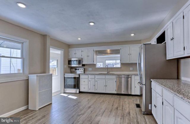 3216 GREEN ST, Harrisburg, PA 17110