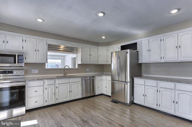 3216 GREEN ST, Harrisburg, PA 17110