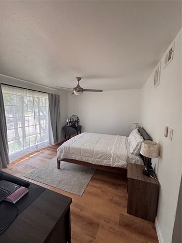 8057 Meadow Road 202, Dallas, TX 75231