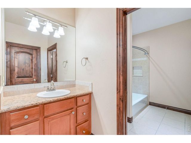 2944 Hearthstone Dr, Fort Collins, CO 80528