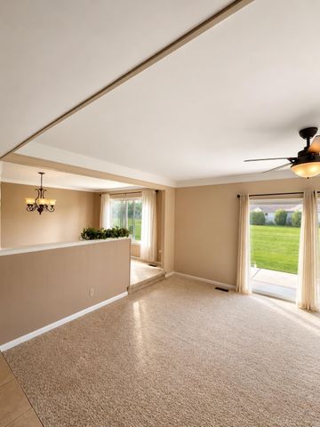 27344 Michele Street, Dearborn Heights, MI 48127