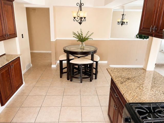 27344 Michele Street, Dearborn Heights, MI 48127
