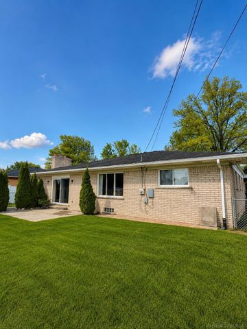 27344 Michele Street, Dearborn Heights, MI 48127