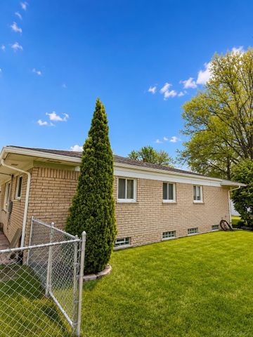 27344 Michele Street, Dearborn Heights, MI 48127