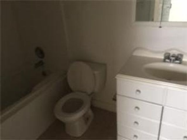 7300 NW 17th Street 318, Plantation, FL 33313