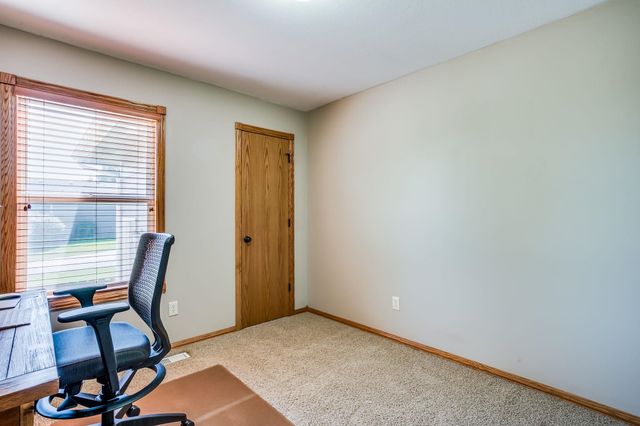 15050 W Shadow Lakes St, Wichita, KS 67223