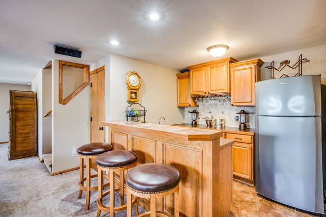 15050 W Shadow Lakes St, Wichita, KS 67223