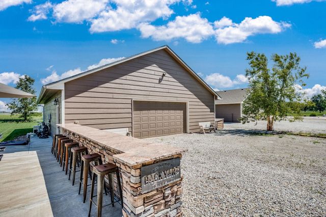 15050 W Shadow Lakes St, Wichita, KS 67223