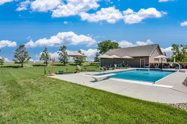 15050 W Shadow Lakes St, Wichita, KS 67223