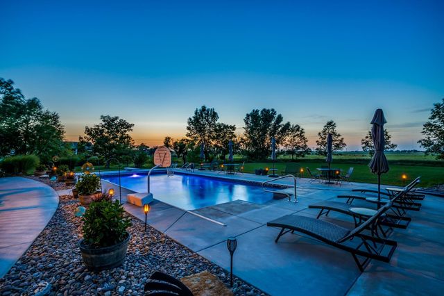 15050 W Shadow Lakes St, Wichita, KS 67223