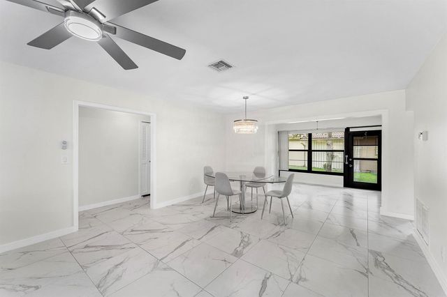 4670 Laurel Tree Road A, Boynton Beach, FL 33436
