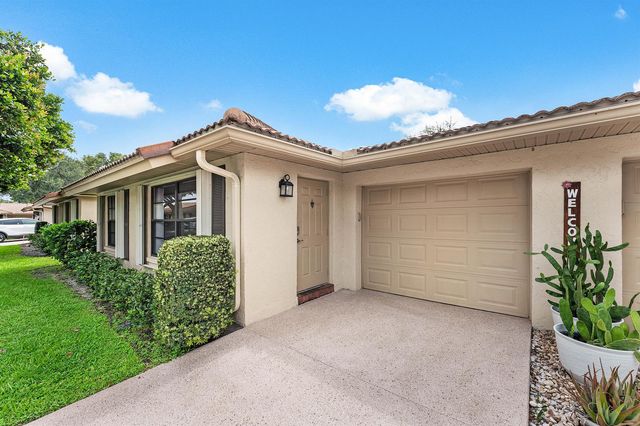 4670 Laurel Tree Road A, Boynton Beach, FL 33436