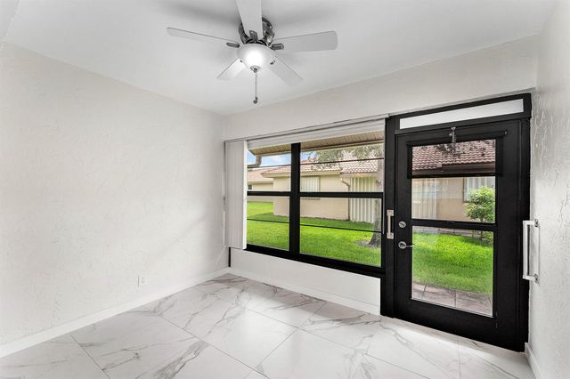 4670 Laurel Tree Road A, Boynton Beach, FL 33436